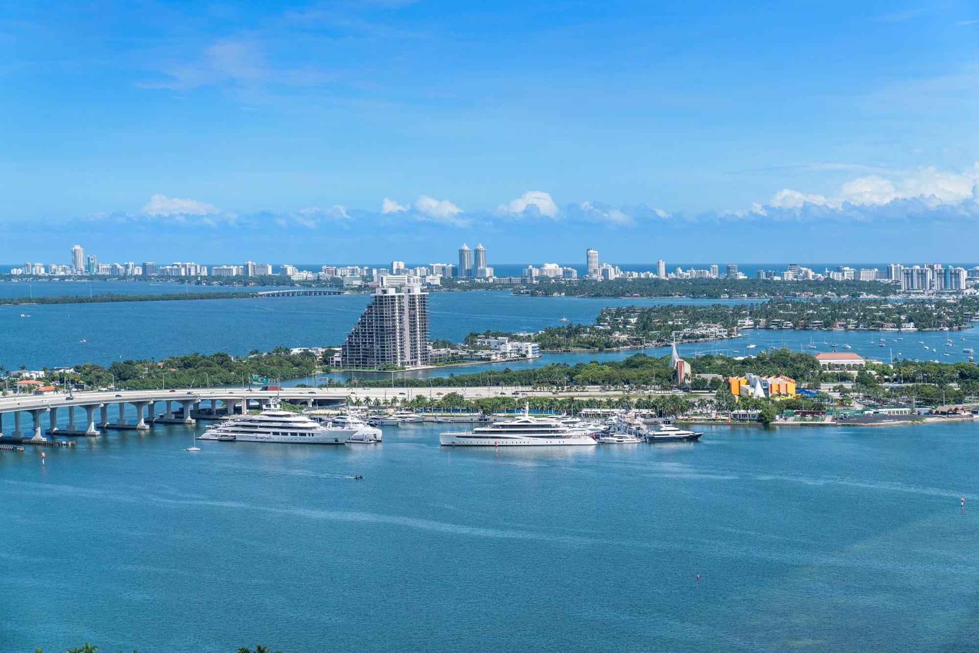 Downtown By Miami Vacation Rentals Eksteriør bilde